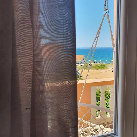 Апартаменты Dolphins Eye